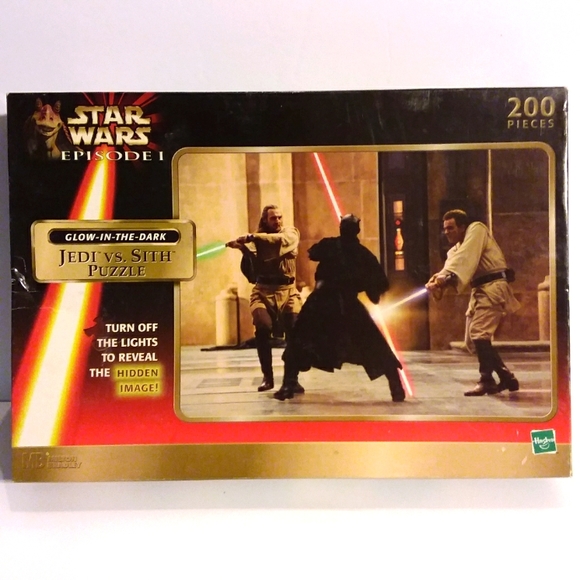 Glow in the Dark Star Wars Puzzle - Picture 1 of 8